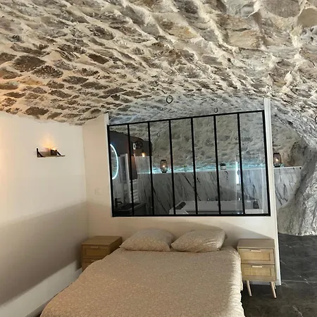 Avec Jacuzzi Sisteron
